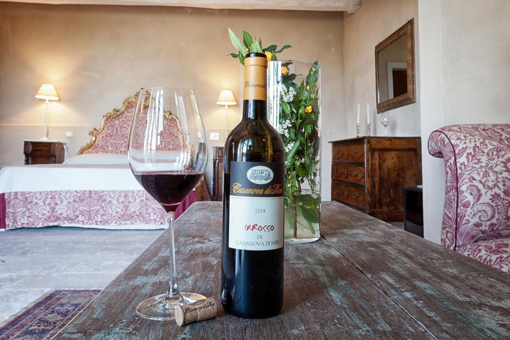 Casanova Di Neri Relais Villa Montalcino Luaran gambar