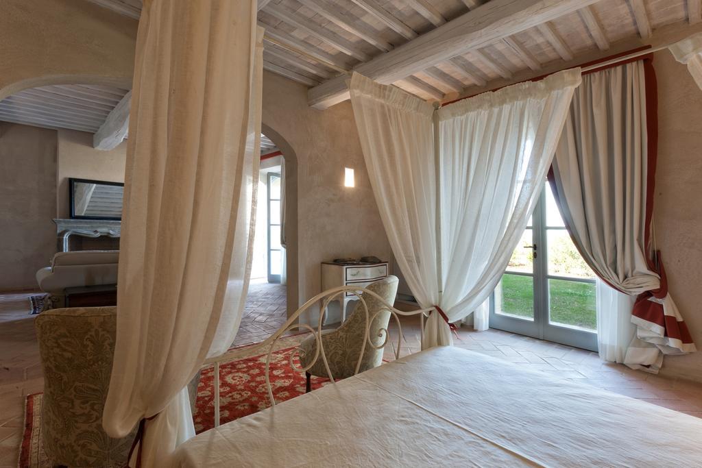 Casanova Di Neri Relais Villa Montalcino Luaran gambar