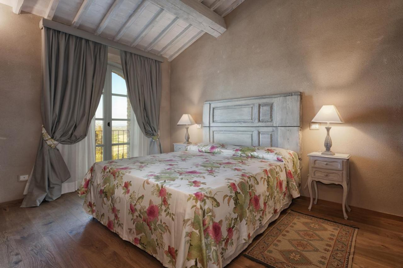 Casanova Di Neri Relais Villa Montalcino Luaran gambar