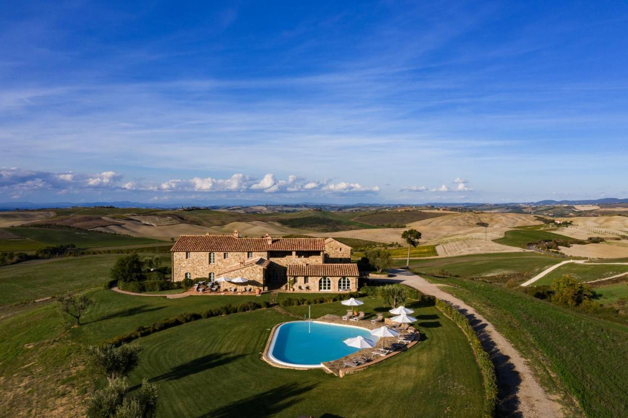 Casanova Di Neri Relais Villa Montalcino Luaran gambar